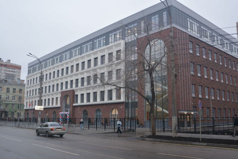 В Воронеже открыли среднюю школу №45 после реконструкции В Воронеже открыли среднюю школу №45 после реконструкции