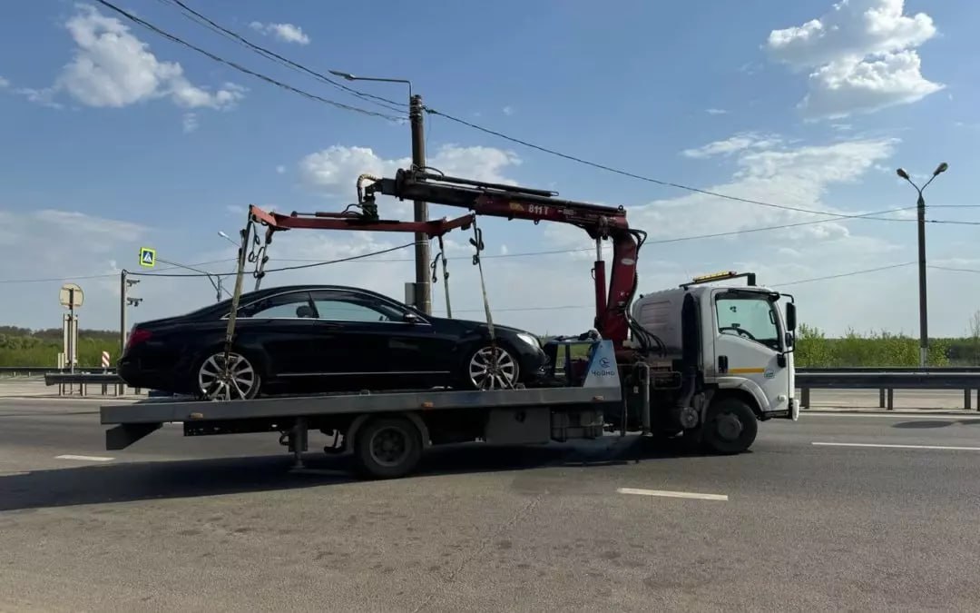 Тарифы на эвакуацию и хранение авто на спецстоянке утвердили в Воронежской области на 2025-2027 годы