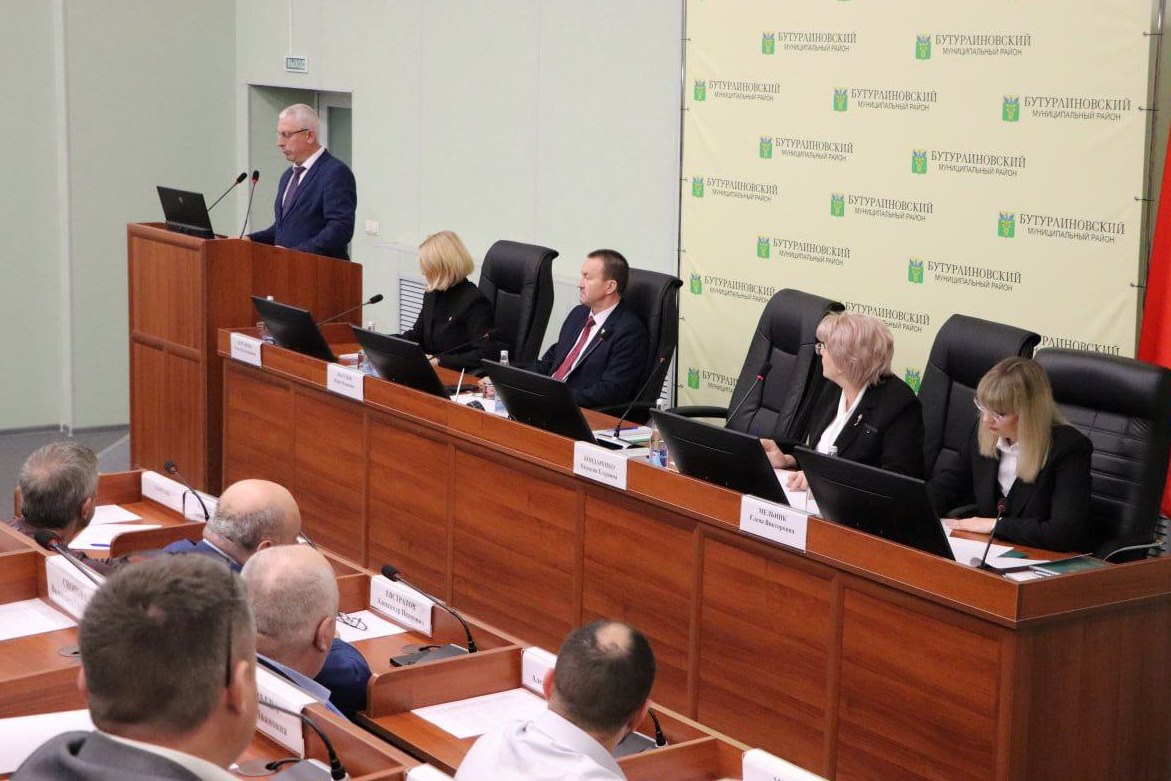 Александр Головков избран главой Бутурлиновского муниципального района Александр Головков избран главой Бутурлиновского муниципального района