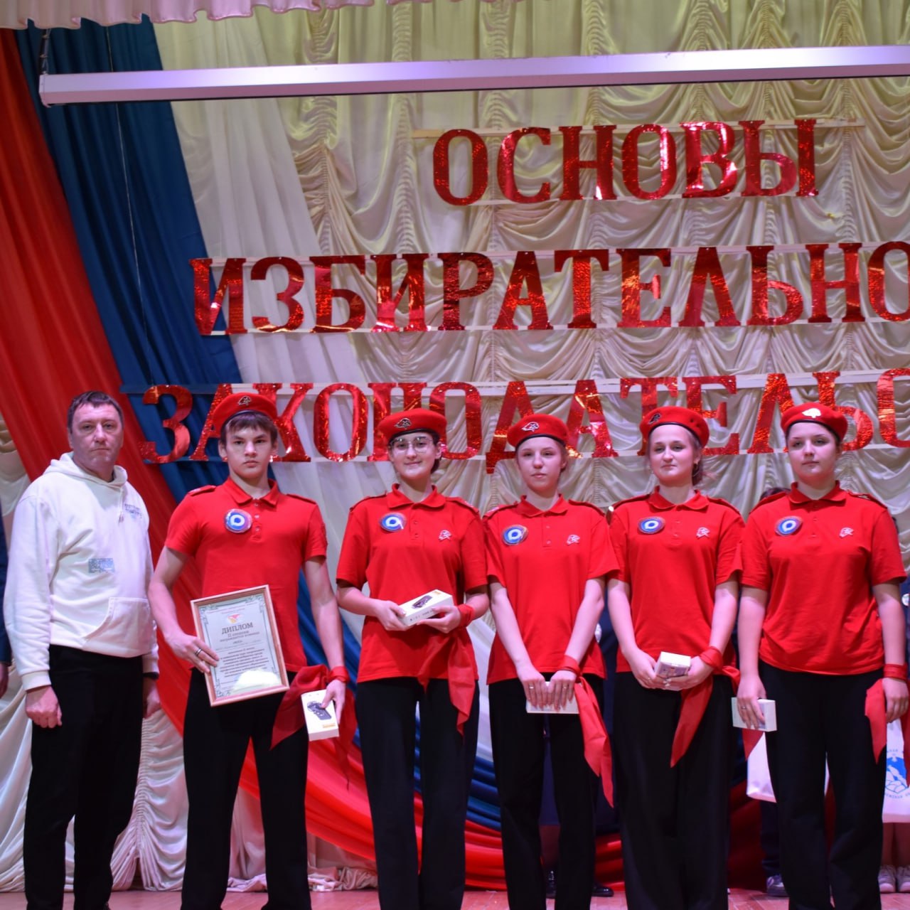 Зональный этап конкурса агитбригад прошел в Репьевском районе Зональный этап конкурса агитбригад прошел в Репьевском районе