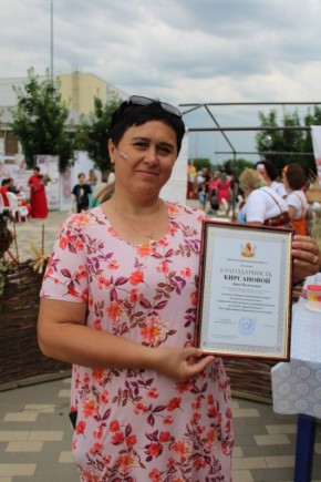 «Я здесь родилась, меня все знают»: как Дина Кирсанова стала главой воронежского села