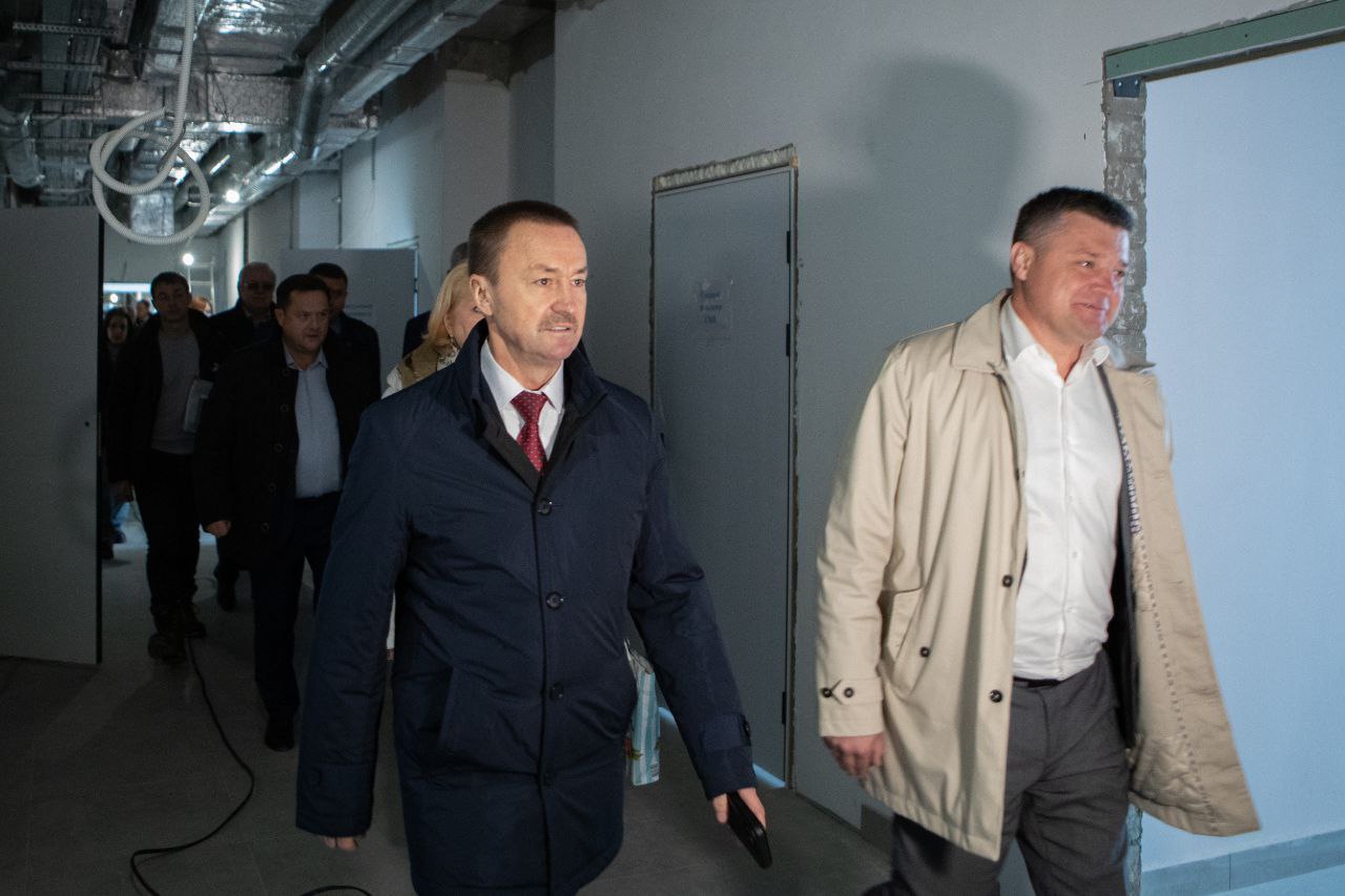 Председатель Воронежской облдумы Юрий Матузов посетил соцобъекты Бутурлиновского района Председатель Воронежской облдумы Юрий Матузов посетил соцобъекты Бутурлиновского района