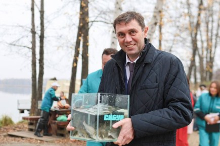 100 тысяч мальков выпустили в Воронежское водохранилище