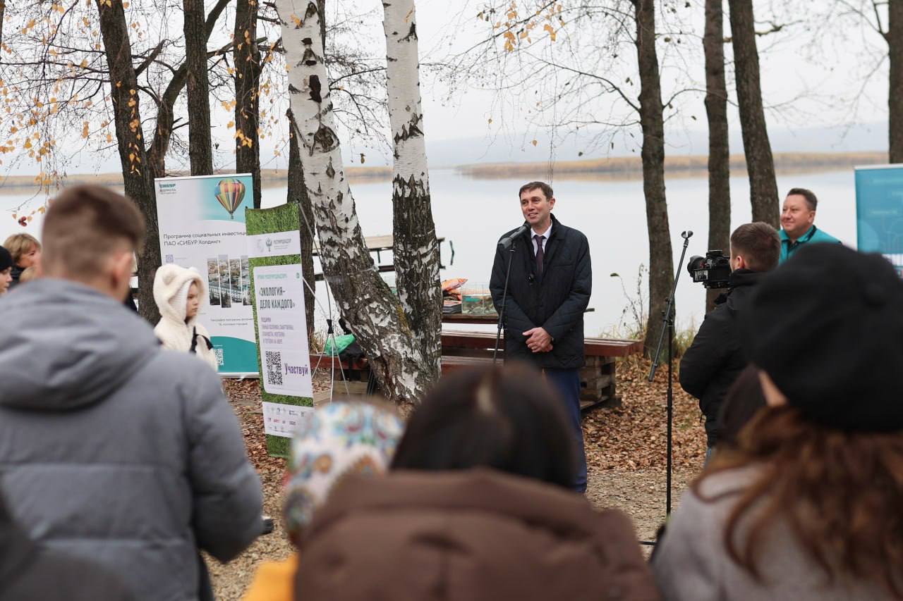 100 тысяч мальков выпустили в Воронежское водохранилище 100 тысяч мальков выпустили в Воронежское водохранилище