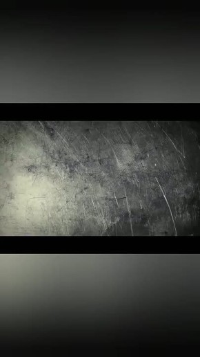 Листья жёлтые медленно падают