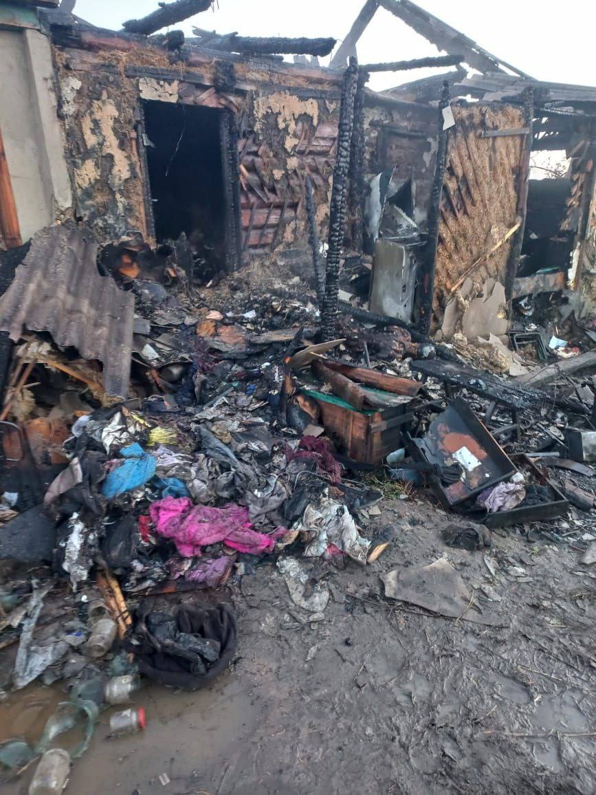 В Богучарском районе в ночном пожаре сгорело два человека В Богучарском районе в ночном пожаре сгорело два человека