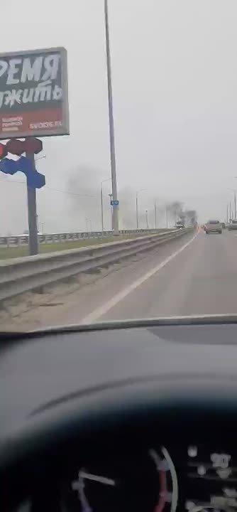 «Лада Приора» вспыхнула как факел на трассе под Воронежем