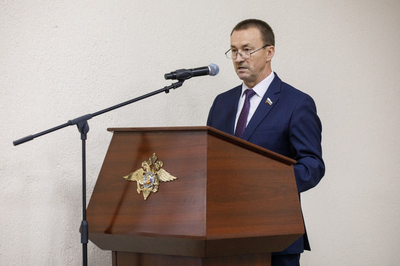 В День сотрудников органов внутренних дел воронежские правоохранители отмечены наградами регионального парламента В День сотрудников органов внутренних дел воронежские правоохранители отмечены наградами регионального парламента