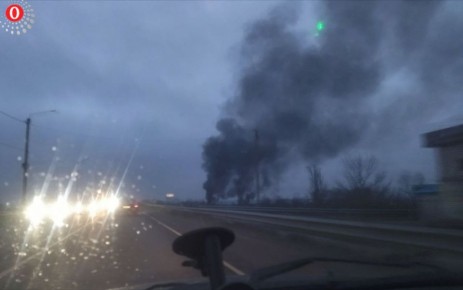 Читатели сообщают о пожаре рядом с трассой из Семилук в Воронеже сразу после моста через реку Дон – на стороне областного центра около микрорайона Подклетное