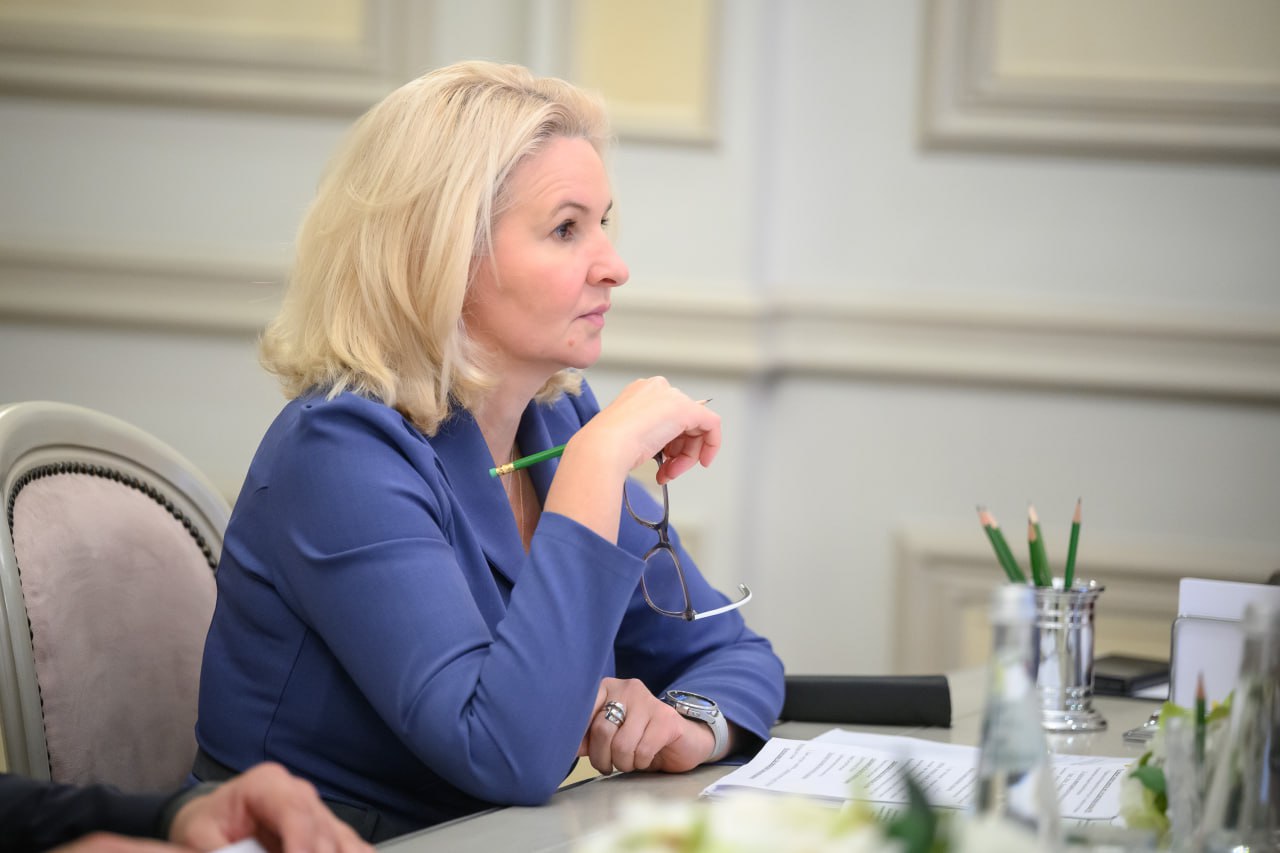 28 работников соцсферы и экономики региона представлены к наградам 28 работников соцсферы и экономики региона представлены к наградам