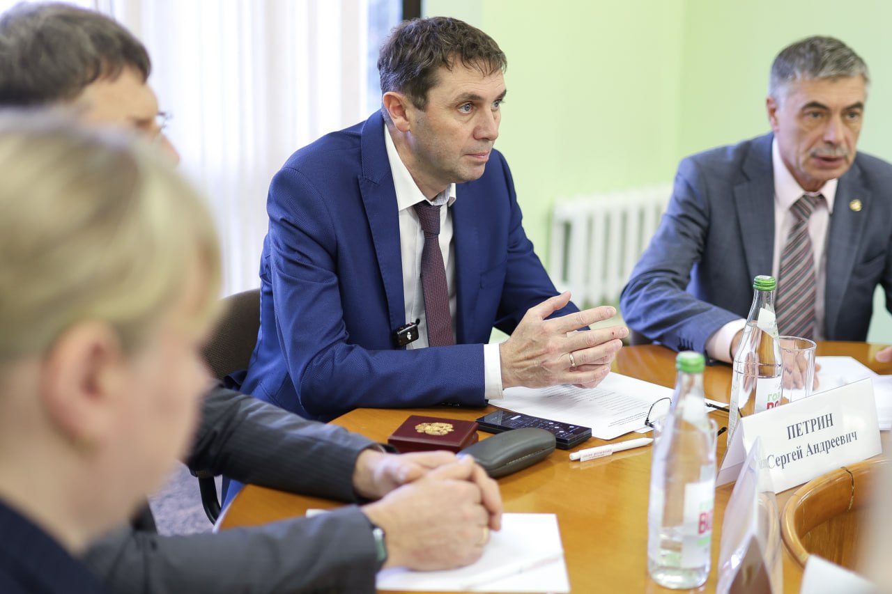 Сергей Петрин встретился со студентами РАНХиГС Сергей Петрин встретился со студентами РАНХиГС