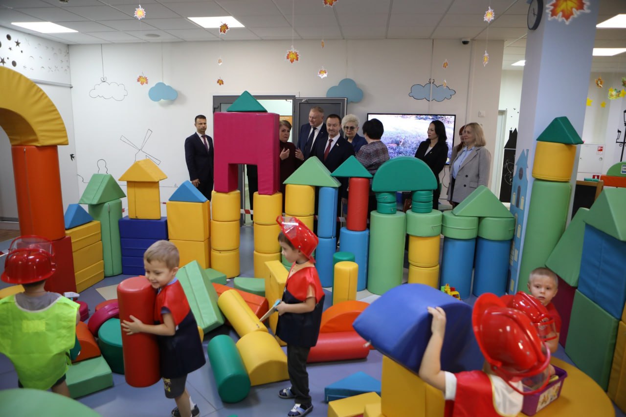 Юрий Матузов: «Новохопёрский район – один из успешных примеров взаимодействия местной власти с исполнительными органами региона» Юрий Матузов: «Новохопёрский район – один из успешных примеров взаимодействия местной власти с исполнительными органами региона»