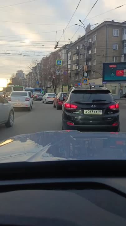 Причина утренней пробки по Московскому проспекту в сторону центра