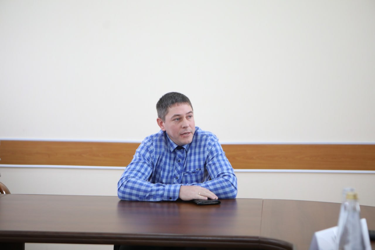 Председатель Воронежской областной Думы Юрий Матузов провел прием жителей Новохоперского района в рамках рабочей поездки в избирательный округ Председатель Воронежской областной Думы Юрий Матузов провел прием жителей Новохоперского района в рамках рабочей поездки в избирательный округ