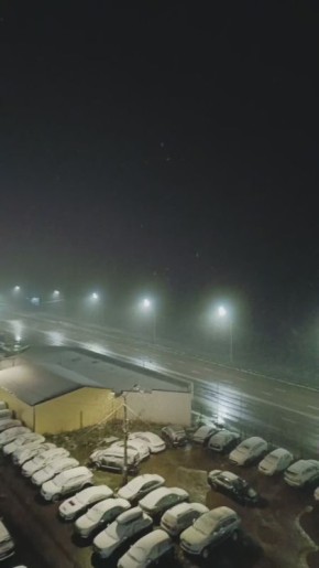 Воронежцы продолжают делиться видео с первым снегом