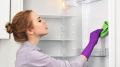 Станет ослепительно белым: как правильно отмыть холодильник от желтизны