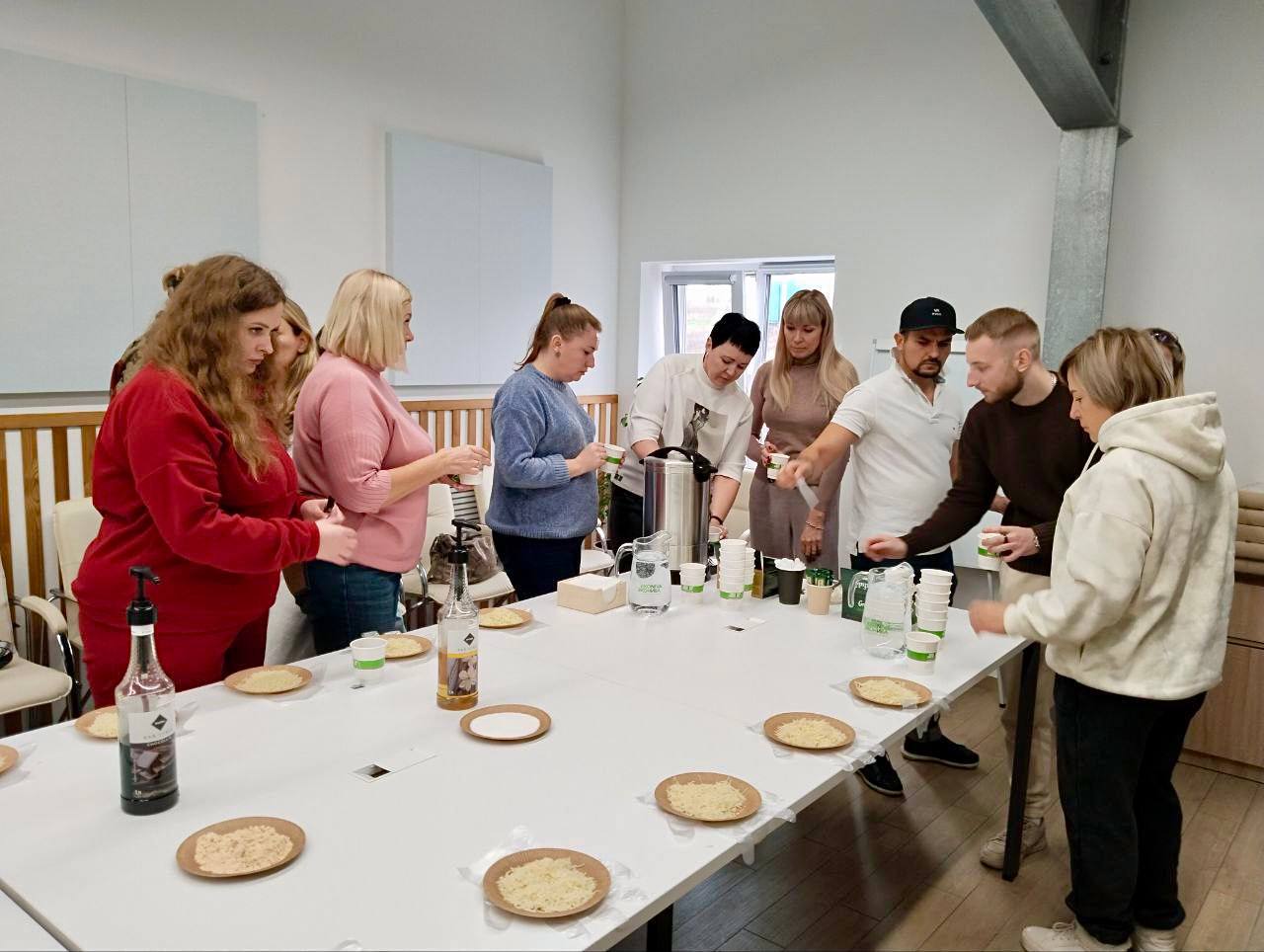 Информационный тур для представителей регионов Содружества «Донбасс» проходит в Воронежской области Информационный тур для представителей регионов Содружества «Донбасс» проходит в Воронежской области