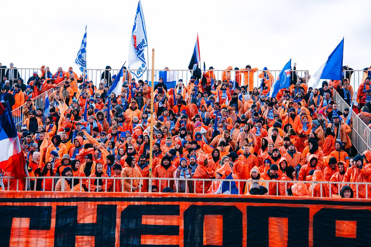 Александр Гусев: Матчи нашего «Факела» на трибунах и у экранов смотрят сотни тысяч болельщиков Александр Гусев: Матчи нашего «Факела» на трибунах и у экранов смотрят сотни тысяч болельщиков