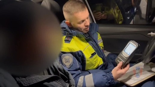 Эвакуацией транспортного средства закончилась поездка нетрезвого водителя