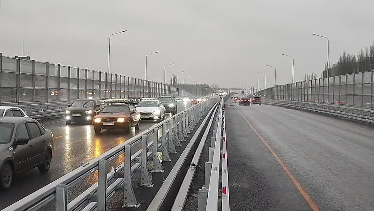 Движение по новым путепроводам на улице Остужева теперь осуществляется в обоих направлениях – на въезд и выезд из города