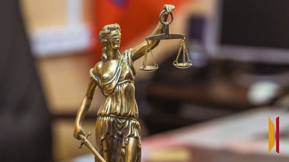 Экс-директор Новогремяченской школы похитила 300 тыс рублей