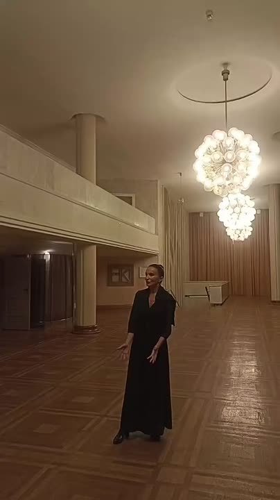 В Воронеж со спектаклем приехала актриса, режиссёр и педагог Алла Сигалова