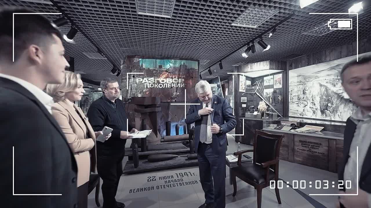 Александр Гусев: На днях встретился с представителями разных поколений воронежских журналистов, чтобы ответить на их вопросы о развитии региона