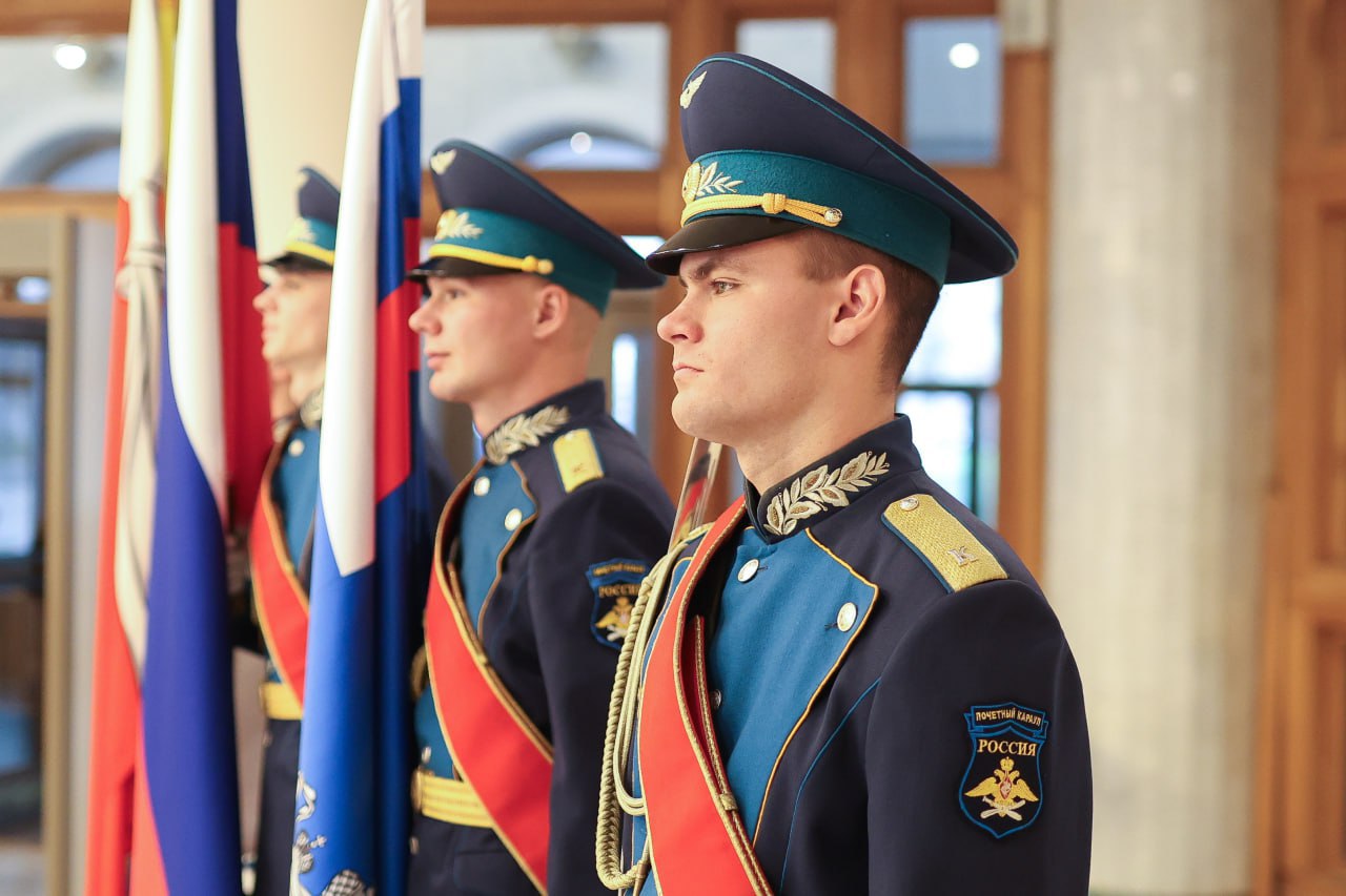 В Воронеже отметили 35-летие Федеральной налоговой службы В Воронеже отметили 35-летие Федеральной налоговой службы