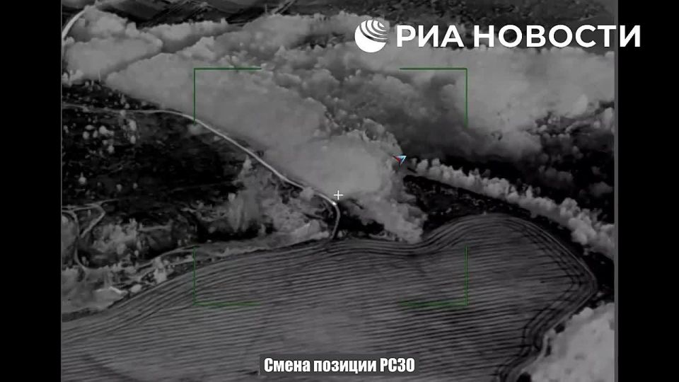 Минобороны России показало кадры удара «Искандером» по пусковым установкам MLRS в Харьковской области, которыми ВСУ пытались атаковать Воронеж ракетами ATACMS