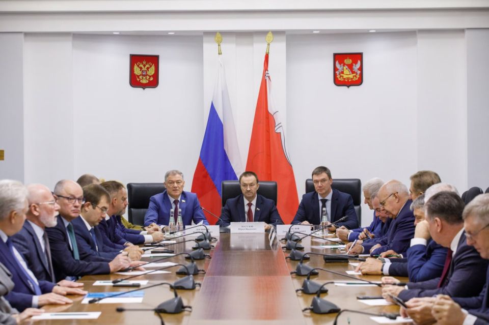 �������� ������� ������ ������� � ������ ������� ������� � 24-����� ������� ������