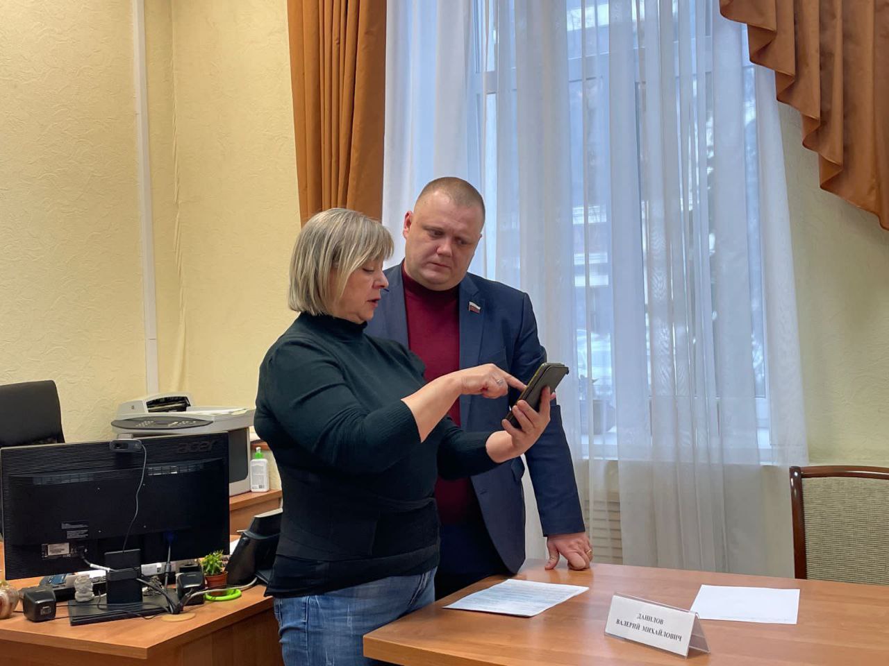 На днях в управе Ленинского района депутат Воронежской городской Думы Валерий Данилов провёл приём граждан своего избирательного округа На днях в управе Ленинского района депутат Воронежской городской Думы Валерий Данилов провёл приём граждан своего избирательного округа