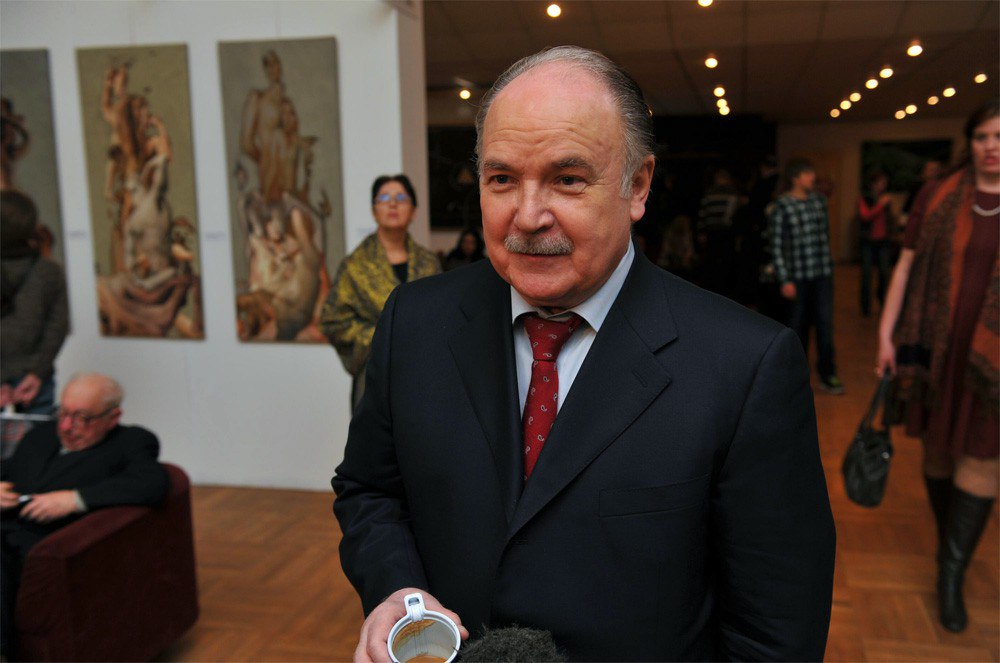 Звезды из СССР, которые выросли в детдомах Звезды из СССР, которые выросли в детдомах