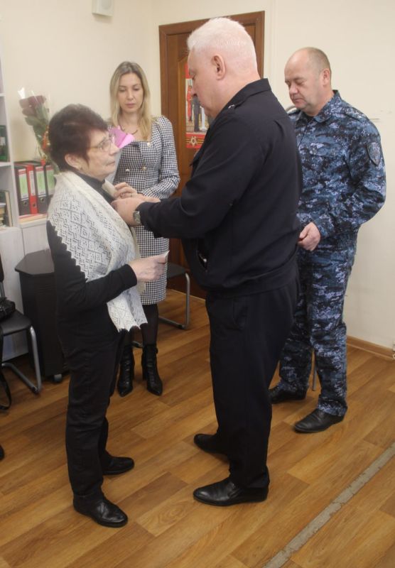 В Левобережном районе чествовали матерей участников СВО В Левобережном районе чествовали матерей участников СВО