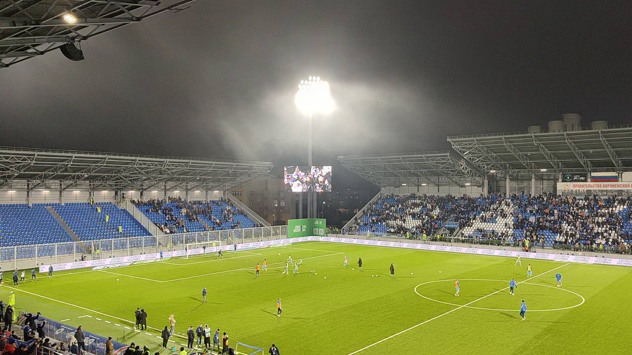 Александр Гусев: Оба тайма сегодняшнего матча «Факела» с «Челябинском» открывали минуты молчания в память о великих мастерах футбола Александр Гусев: Оба тайма сегодняшнего матча «Факела» с «Челябинском» открывали минуты молчания в память о великих мастерах футбола