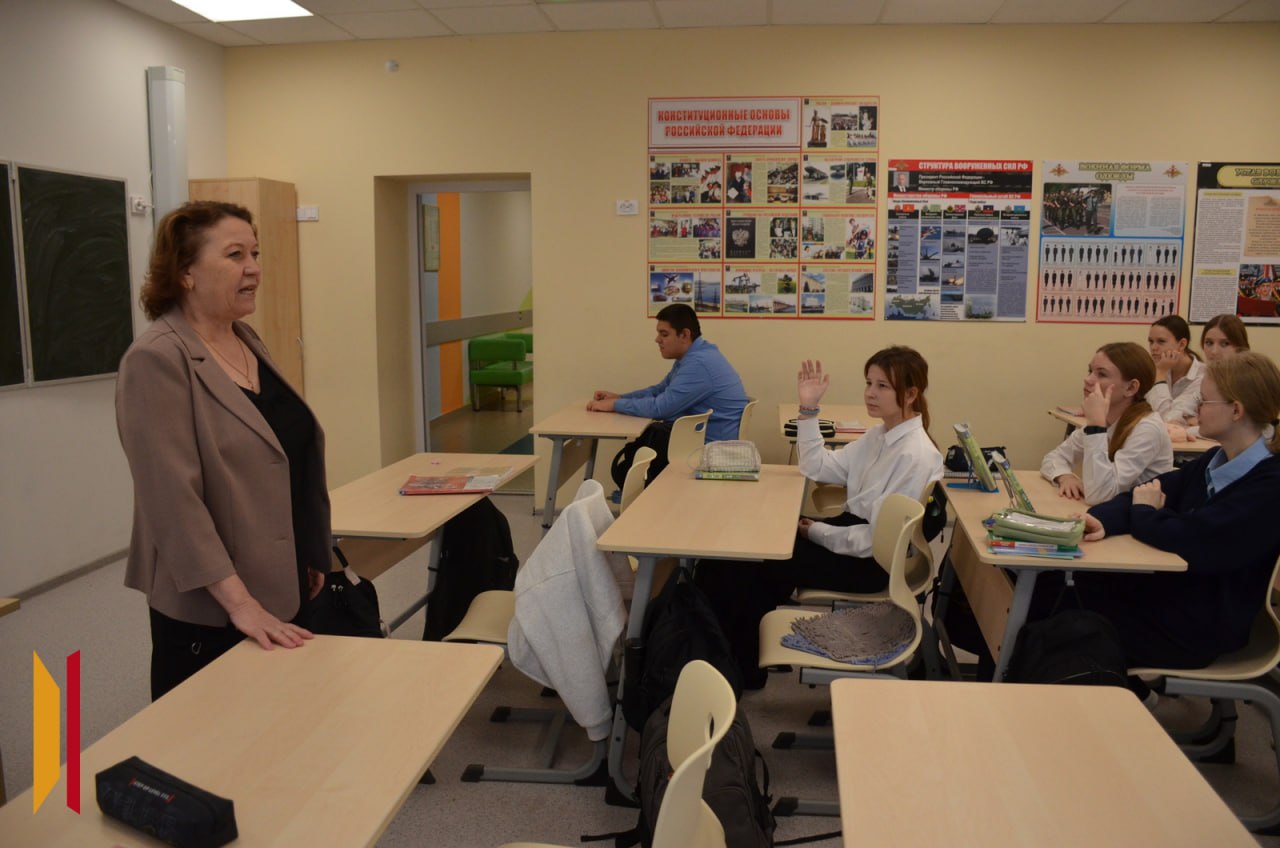 «Простое «спасибо» мотивирует делать еще больше»: руководитель отдела по образованию Верхнемамонского района — о том, что является стимулом в ее работе «Простое «спасибо» мотивирует делать еще больше»: руководитель отдела по образованию Верхнемамонского района — о том, что является стимулом в ее работе