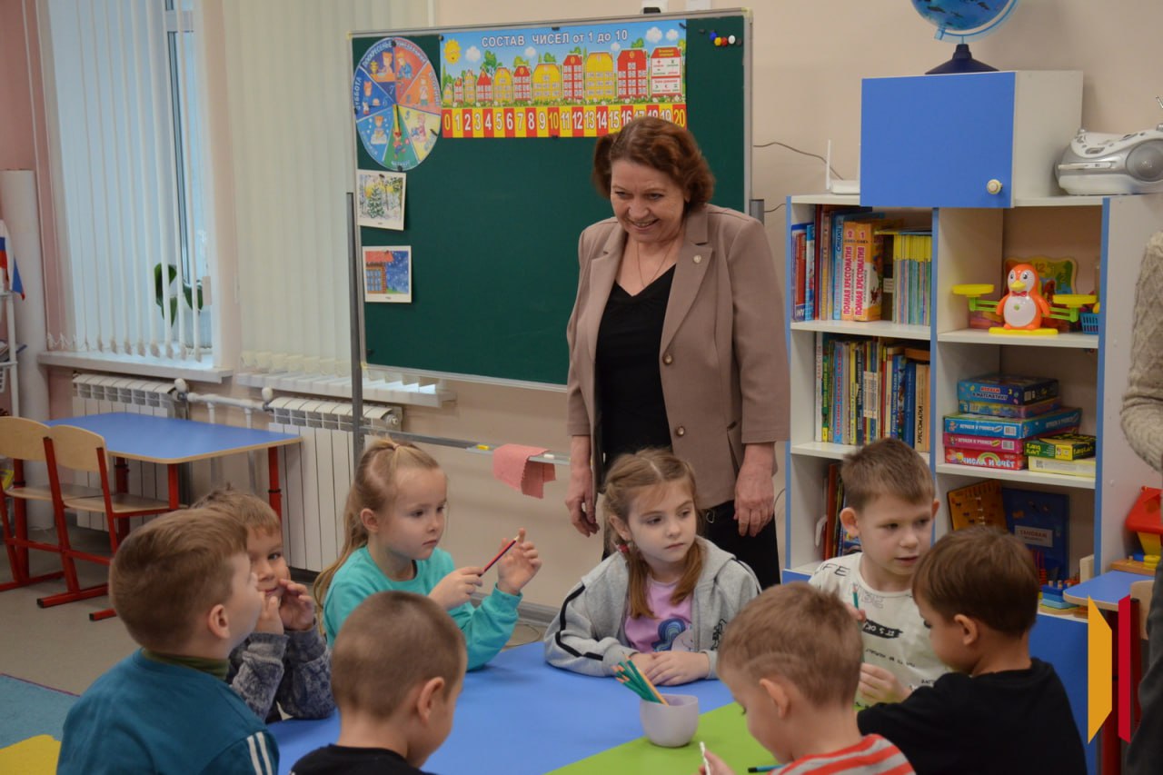 «Простое «спасибо» мотивирует делать еще больше»: руководитель отдела по образованию Верхнемамонского района — о том, что является стимулом в ее работе «Простое «спасибо» мотивирует делать еще больше»: руководитель отдела по образованию Верхнемамонского района — о том, что является стимулом в ее работе