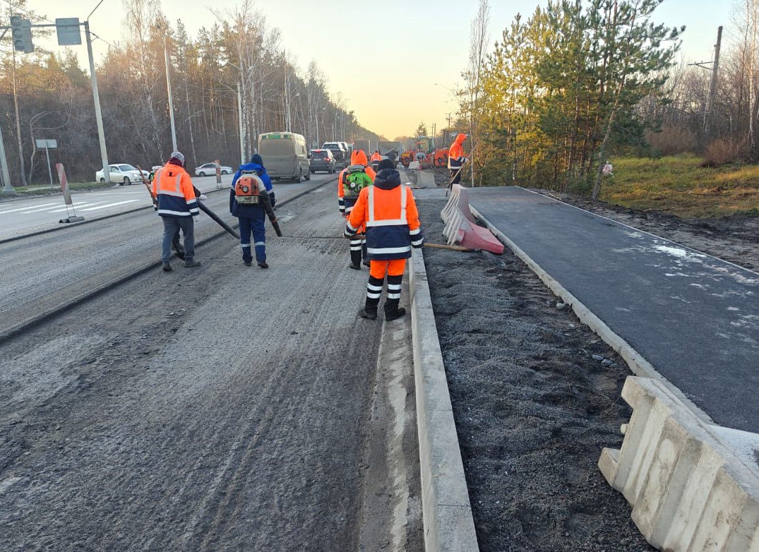 Сергей Петрин: Работы по расширению проезда от новой развязки улиц Минской и Остужева и «кольца» Брусилова-Димитрова вышли на финальную стадию Сергей Петрин: Работы по расширению проезда от новой развязки улиц Минской и Остужева и «кольца» Брусилова-Димитрова вышли на финальную стадию