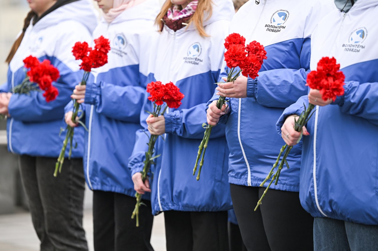 В Воронеже почтили память российских и советских воинов В Воронеже почтили память российских и советских воинов