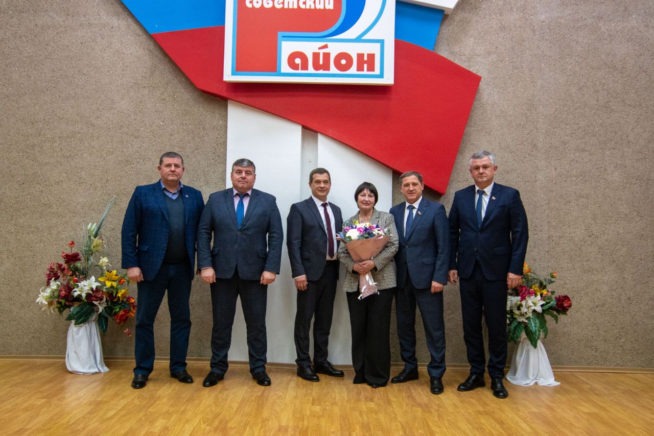 С коллегами-депутатами принял участие в мероприятии по подведению итогов осенней выборной кампании-2025, которое прошло в актовом зале Управы Советского района С коллегами-депутатами принял участие в мероприятии по подведению итогов осенней выборной кампании-2025, которое прошло в актовом зале Управы Советского района