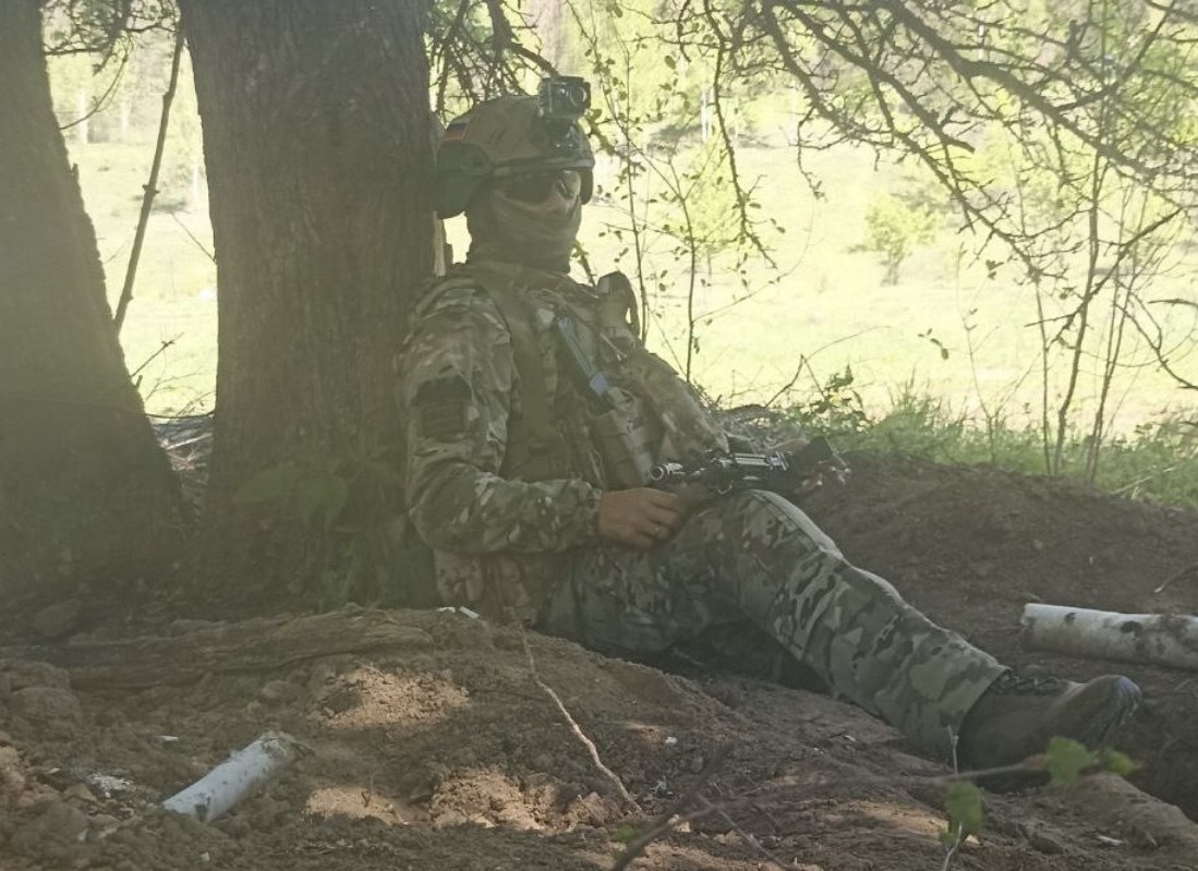 «Мы вызвали огонь на себя, чтобы ребята вышли из трубы»: воронежский штурмовик рассказал, как освобождали Суджу «Мы вызвали огонь на себя, чтобы ребята вышли из трубы»: воронежский штурмовик рассказал, как освобождали Суджу