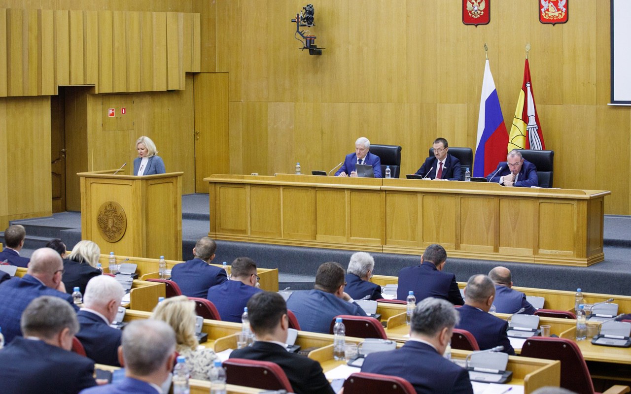 На очередном заседании регионального парламента, которое провел председатель Воронежской областной Думы Юрий Матузов, утвердили новую награду