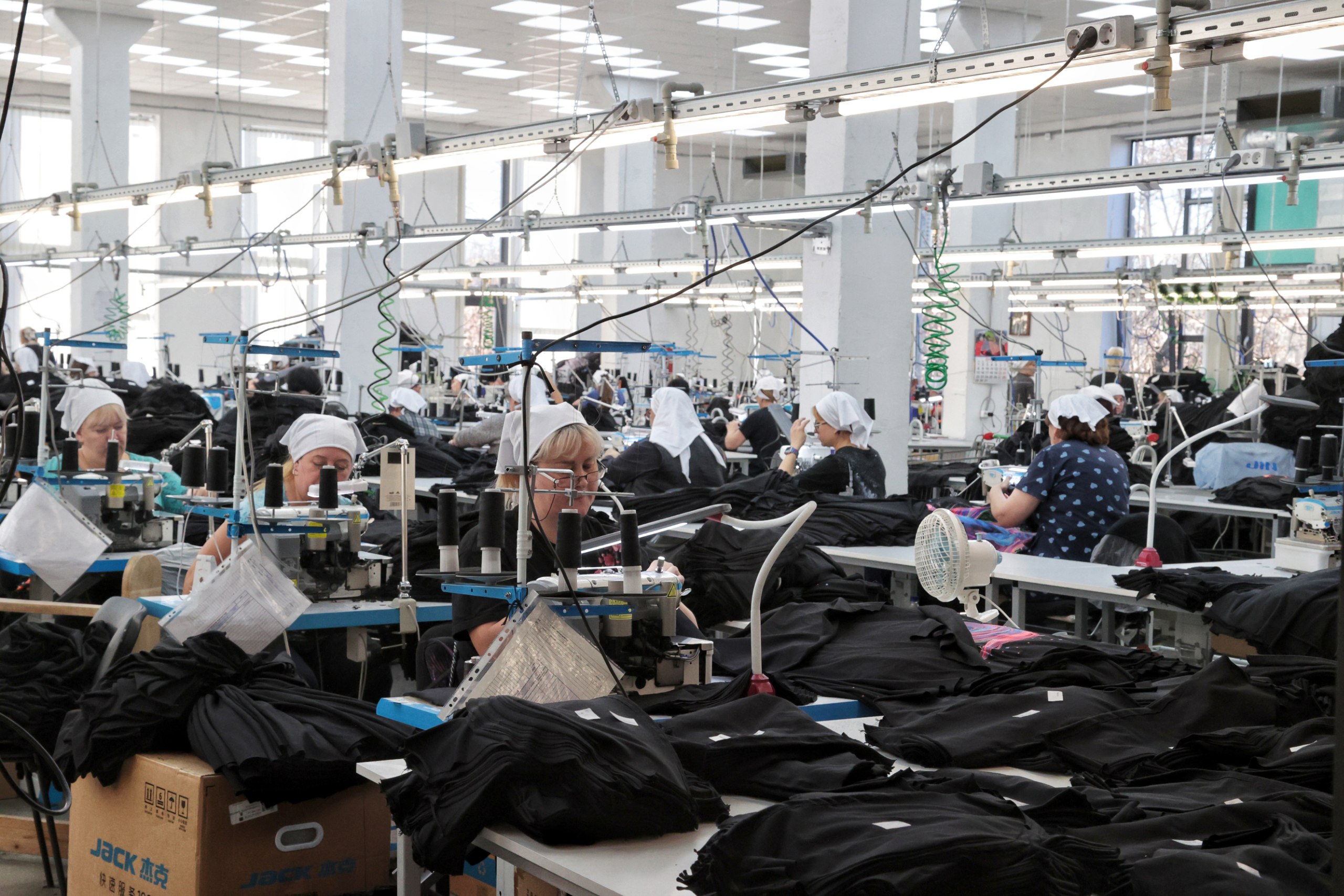 Владимир Константинов: В российском Крыму действуют программы поддержки бизнеса, создаются комфортные условия для реализации инвестиционных проектов и осуществления предпринимательской деятельности