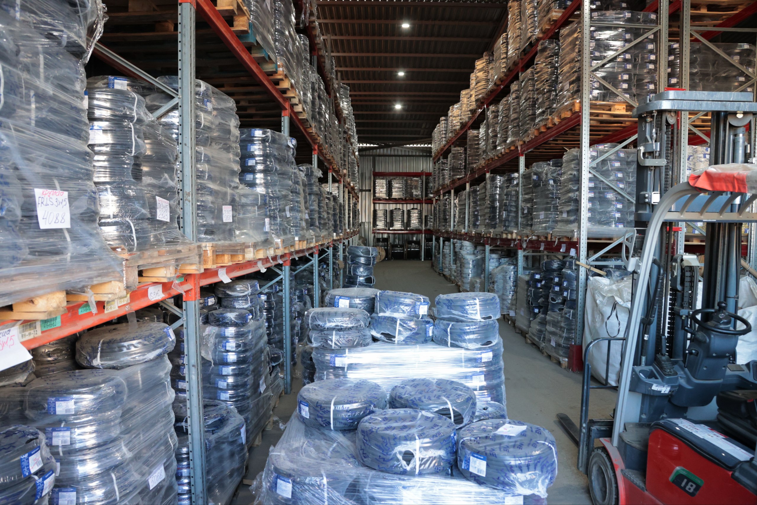 Владимир Константинов: В российском Крыму действуют программы поддержки бизнеса, создаются комфортные условия для реализации инвестиционных проектов и осуществления предпринимательской деятельности Владимир Константинов: В российском Крыму действуют программы поддержки бизнеса, создаются комфортные условия для реализации инвестиционных проектов и осуществления предпринимательской деятельности