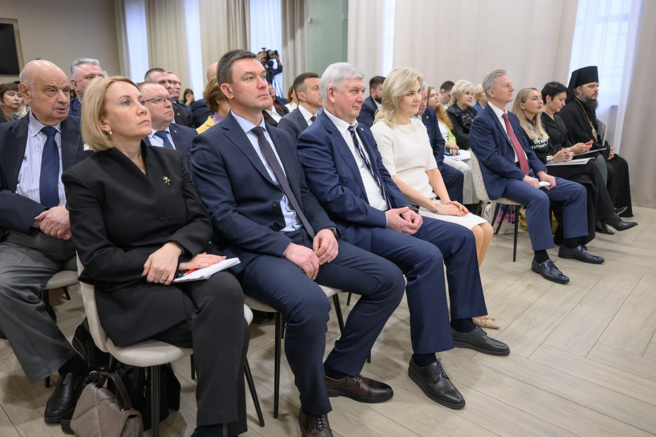 Губернатор Александр Гусев: «Экономика Воронежской области находится в устойчивом состоянии» Губернатор Александр Гусев: «Экономика Воронежской области находится в устойчивом состоянии»