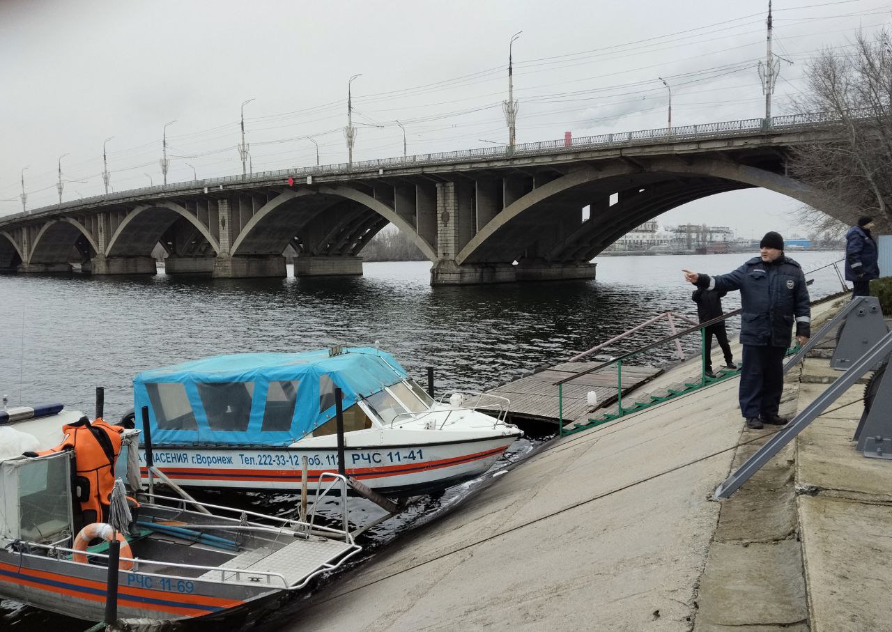 Воспитанники Воронежской академии спортивных единоборств побывали в гостях городских спасателей Воспитанники Воронежской академии спортивных единоборств побывали в гостях городских спасателей