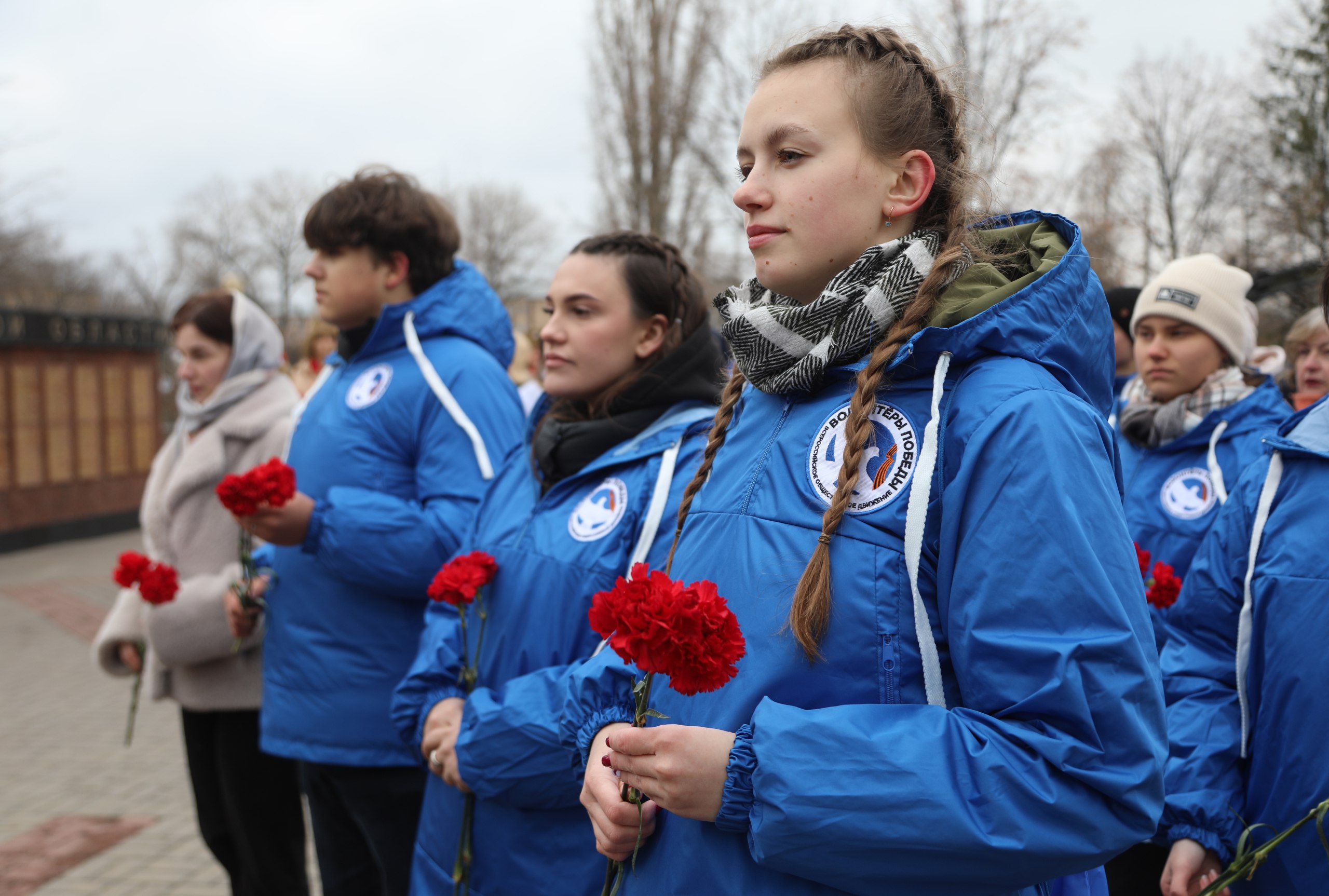 Сергей Петрин принял участие в церемонии возложения ко Дню героев Отечества Сергей Петрин принял участие в церемонии возложения ко Дню героев Отечества