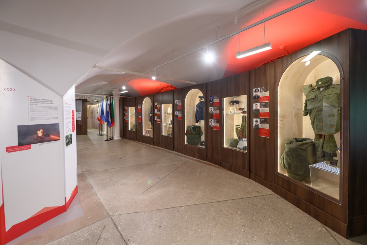 В День Героев Отечества в музее «Арсенал»открылась выставки «Герои СВО. Воронежцы» В День Героев Отечества в музее «Арсенал»открылась выставки «Герои СВО. Воронежцы»