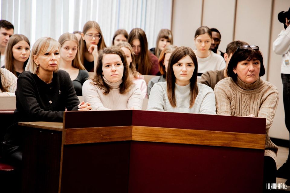 � ����������� ��������������� ����������� ������������ ���������� ������� ��������� � ����������� ���, ������������ �� ��� ������������ �������