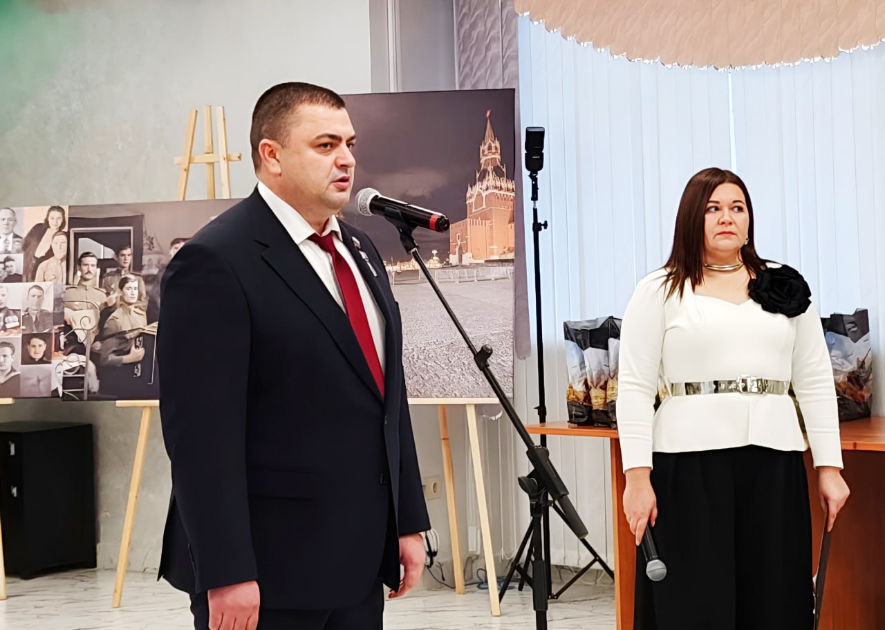 В Воронежском Центре комплексной реабилитации инвалидов «Семь Ступеней» состоялся праздничный концерт в честь Дня Героев Отечества В Воронежском Центре комплексной реабилитации инвалидов «Семь Ступеней» состоялся праздничный концерт в честь Дня Героев Отечества