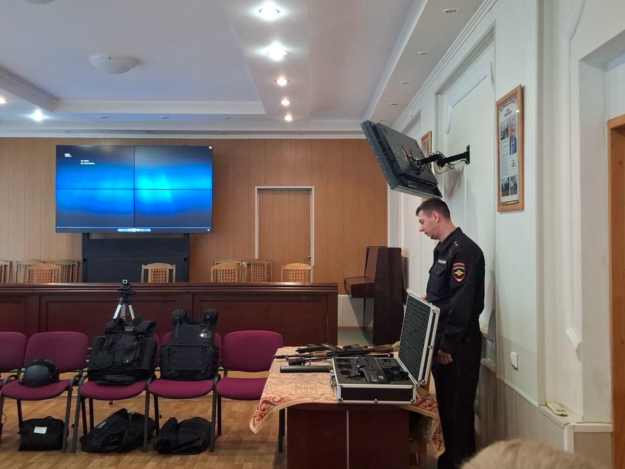 Юго-Восточное линейное управление МВД России на транспорте организовало День открытых дверей для студентов Российского государственного университета правосудия им В.М. Лебедева г. Воронеж Юго-Восточное линейное управление МВД России на транспорте организовало День открытых дверей для студентов Российского государственного университета правосудия им В.М. Лебедева г. Воронеж